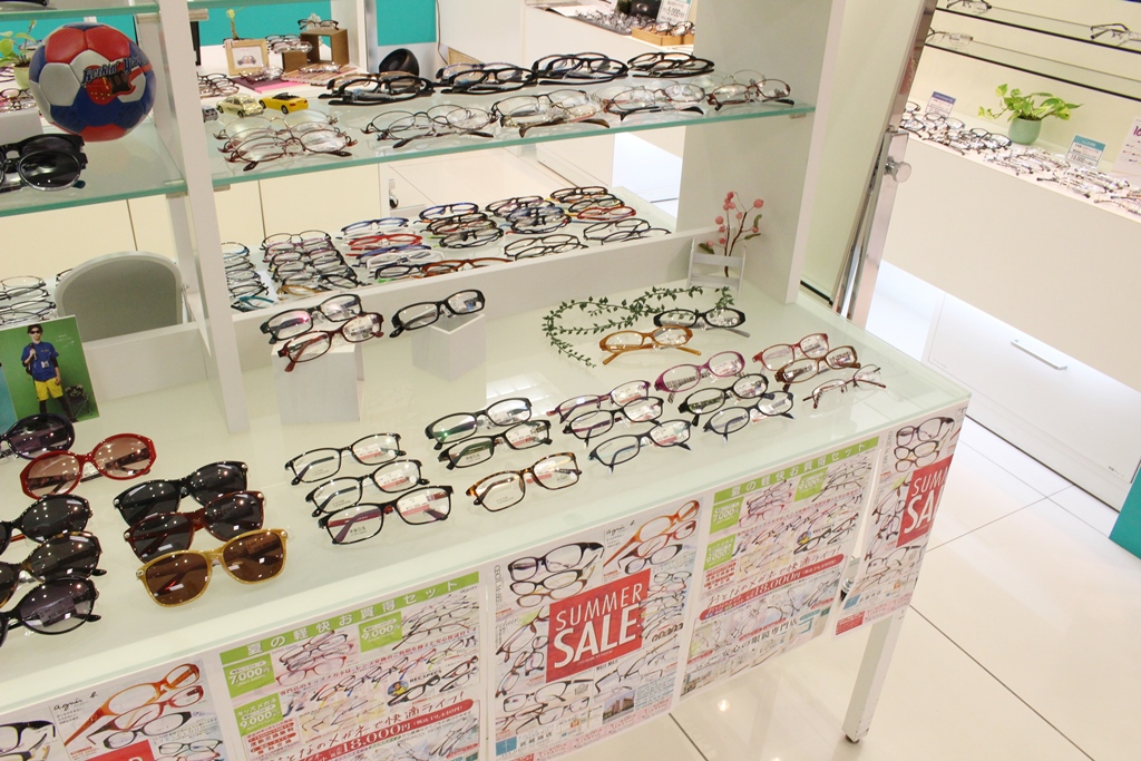 武蔵野市　境　眼鏡　オークリー　ポールスミス　セール