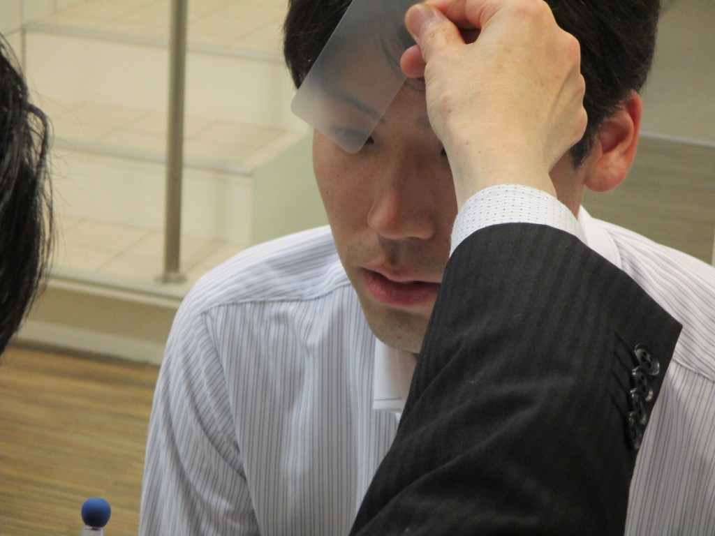 東京都内 両眼視機能 プリズム検査 物が二つに見える 隠れ斜視 視力検査 予約