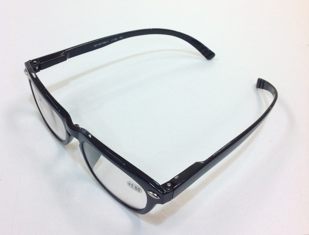 ネックリーダーズ　武蔵野市　メガネ　フェイスオン　リーディンググラス　老眼鏡　PC　ブルーライトカット　