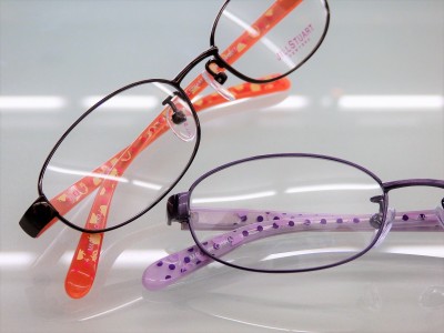 こどもメガネ　ジルスチュアートＮＹ　04-0017　東京　江戸川区　専門店　治療用メガネ　斜視　遠視　乱視
