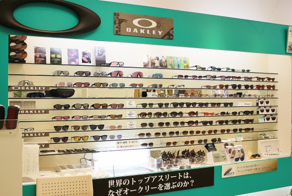 武蔵野市　メガネ　口コミ　サングラス　偏光レンズ　ＴＡＬＥＸ　Ｋｏｄａｋ　度付きサングラス　