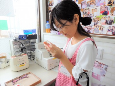 東京　都内　こども　子供　メガネ　眼鏡　作り体験　セシルマクビー　ＣＥＣＩＬＭｃＢＥＥ