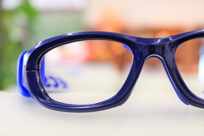 こどもメガネ　東京都内　専門店　レックスペックス　RECSPECS　JPN-61　JPBL　弱視治療用眼鏡