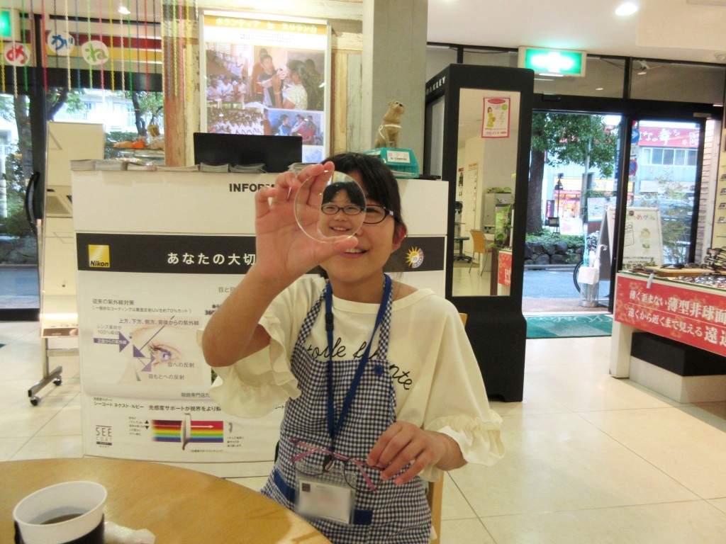 江戸川区　メガネ　よくみえる　ダブらない　キッザニア　メガネ作り体験