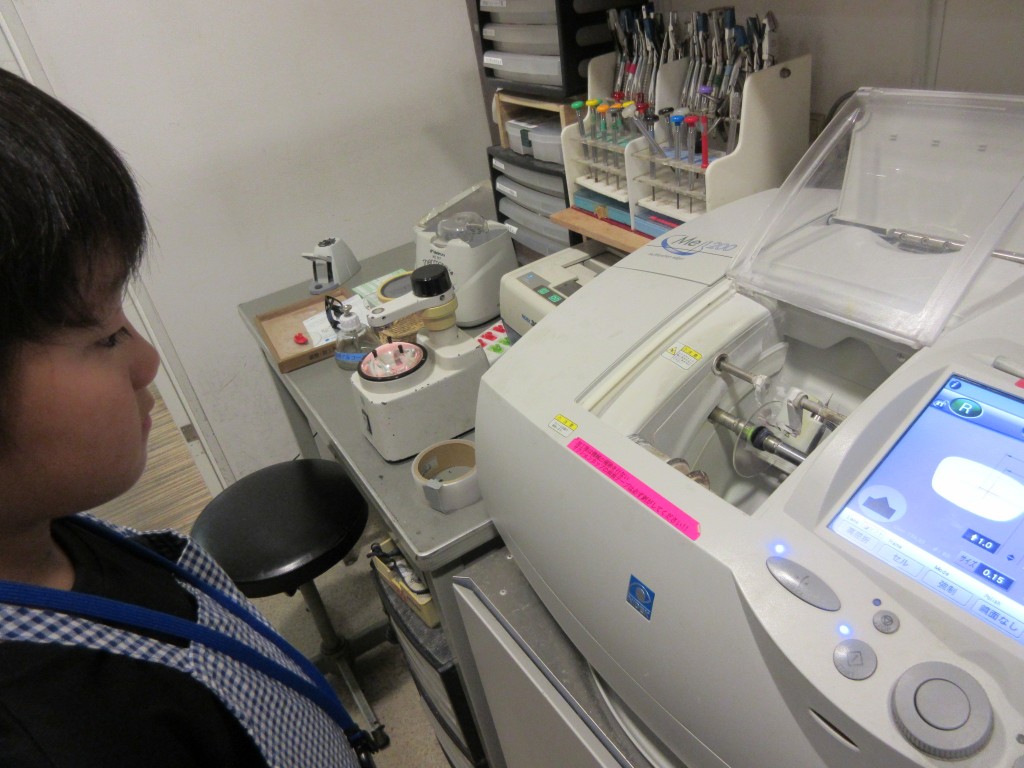 江戸川区　メガネ　パーソナルカラー診断　視力検査　コンタクトレンズ　ナイキ