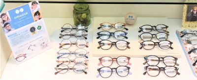 武蔵野市　メガネ　口コミ　評判　子供眼鏡　キッズ　小学生　中学生　ｏｍｏｄｏｋ
