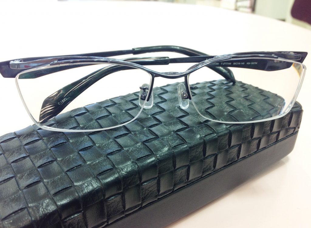 東京　都内　江戸川区　一之江　メガネ　国産　鯖江　おすすめ　メイドインジャパン　日本　シュンキワミ