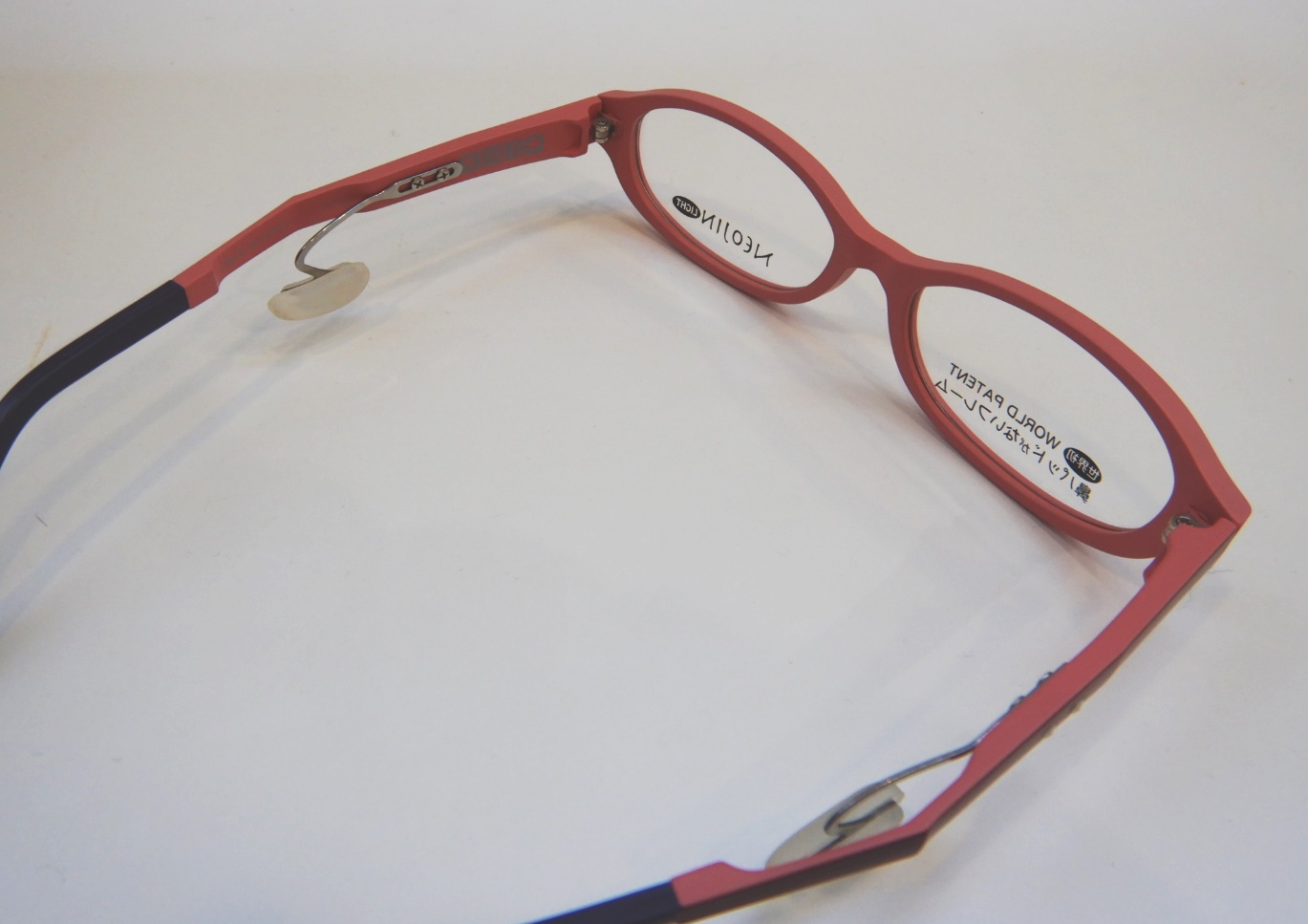 鼻パッドがないメガネ,ネオジン,NEOJIN,東京都江戸川区,船堀