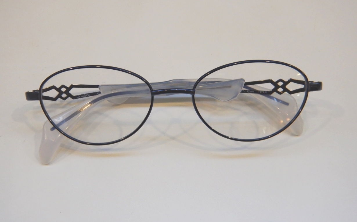 鼻に跡がつかないメガネ,ChocoSee,ちょこシー,東京都江戸川区船堀,メガネ