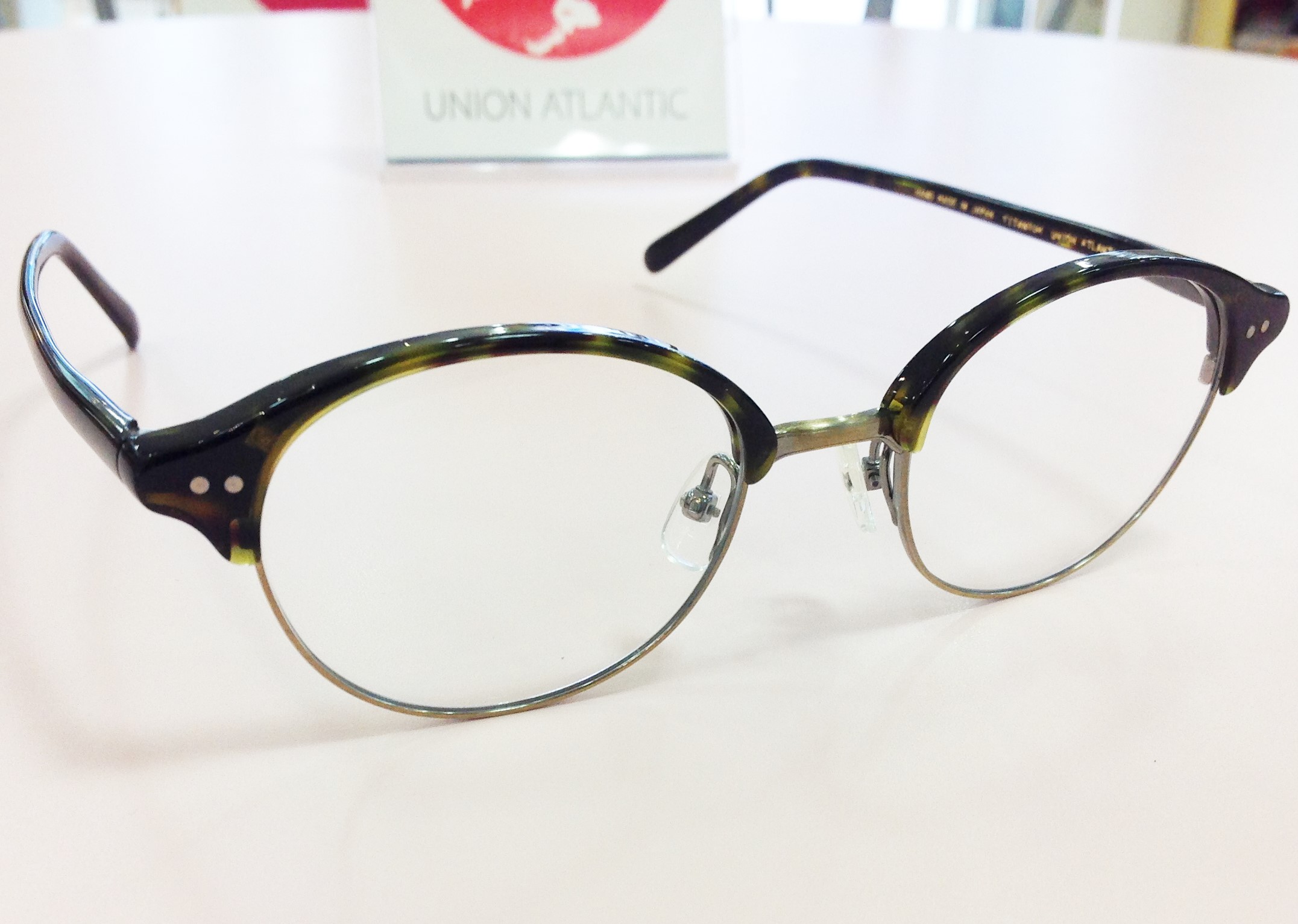 都内　江戸川区　メガネ