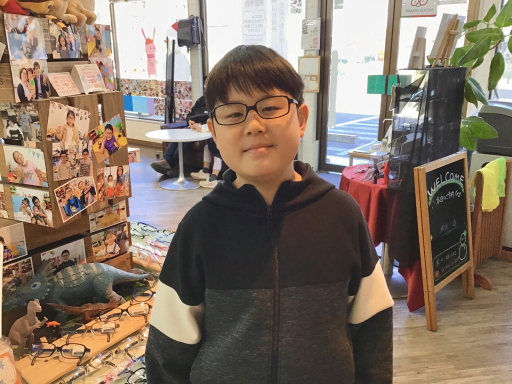 こども眼鏡,専門店,東京,都内,江戸川区,こどもの眼鏡屋フェイスオン瑞江店,トマトグラッシーズ,軽くて丈夫な眼鏡,かけ心地の良い眼鏡,丈夫な眼鏡