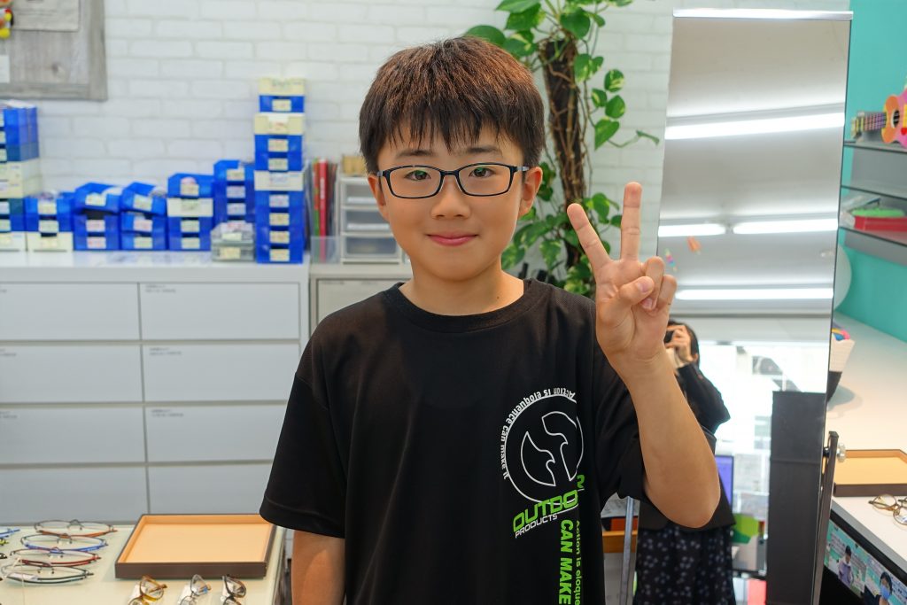 子供メガネ,子供眼鏡,専門店,東京,都内,江戸川区,こどもの眼鏡屋フェイスオン瑞江店,コンバース,かっこいい眼鏡,男の子眼鏡
