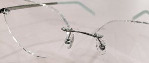 メガネ,フチなし,江戸川区,ドイツ,アイアンドアイ