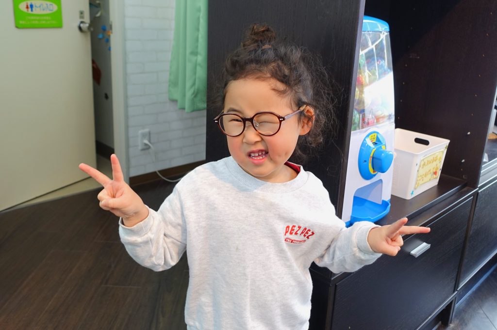 弱視治療用眼鏡,子供眼鏡,専門店,東京,都内,江戸川区,こどもの眼鏡屋フェイスオン瑞江店,オモドック,omodok,オシャレな眼鏡,可愛い眼鏡