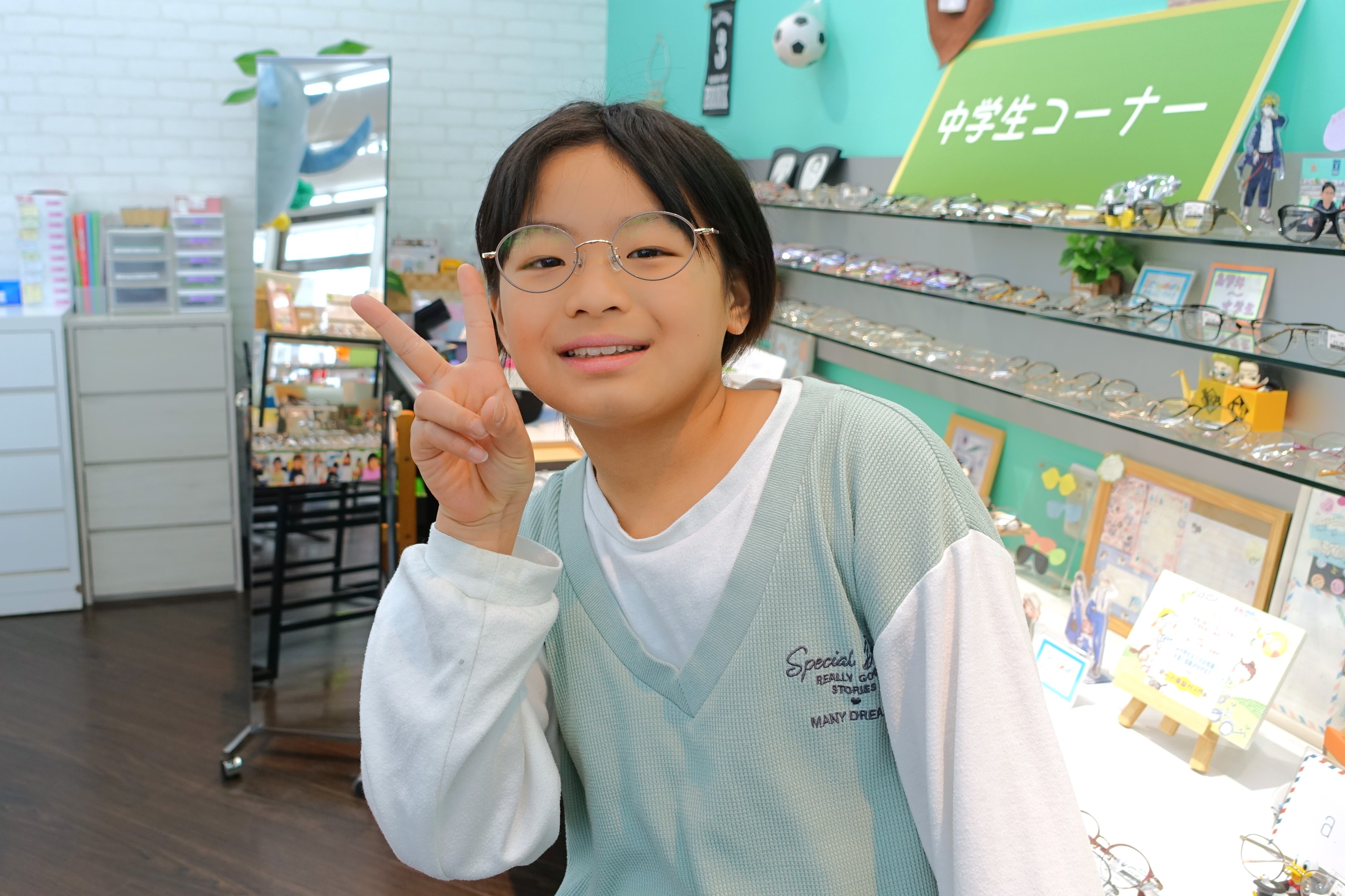 子供眼鏡,子供メガネ,専門店,東京,都内,江戸川区,こどもの眼鏡屋フェイスオン瑞江店,アニエスｂ,オシャレな眼鏡,可愛い眼鏡