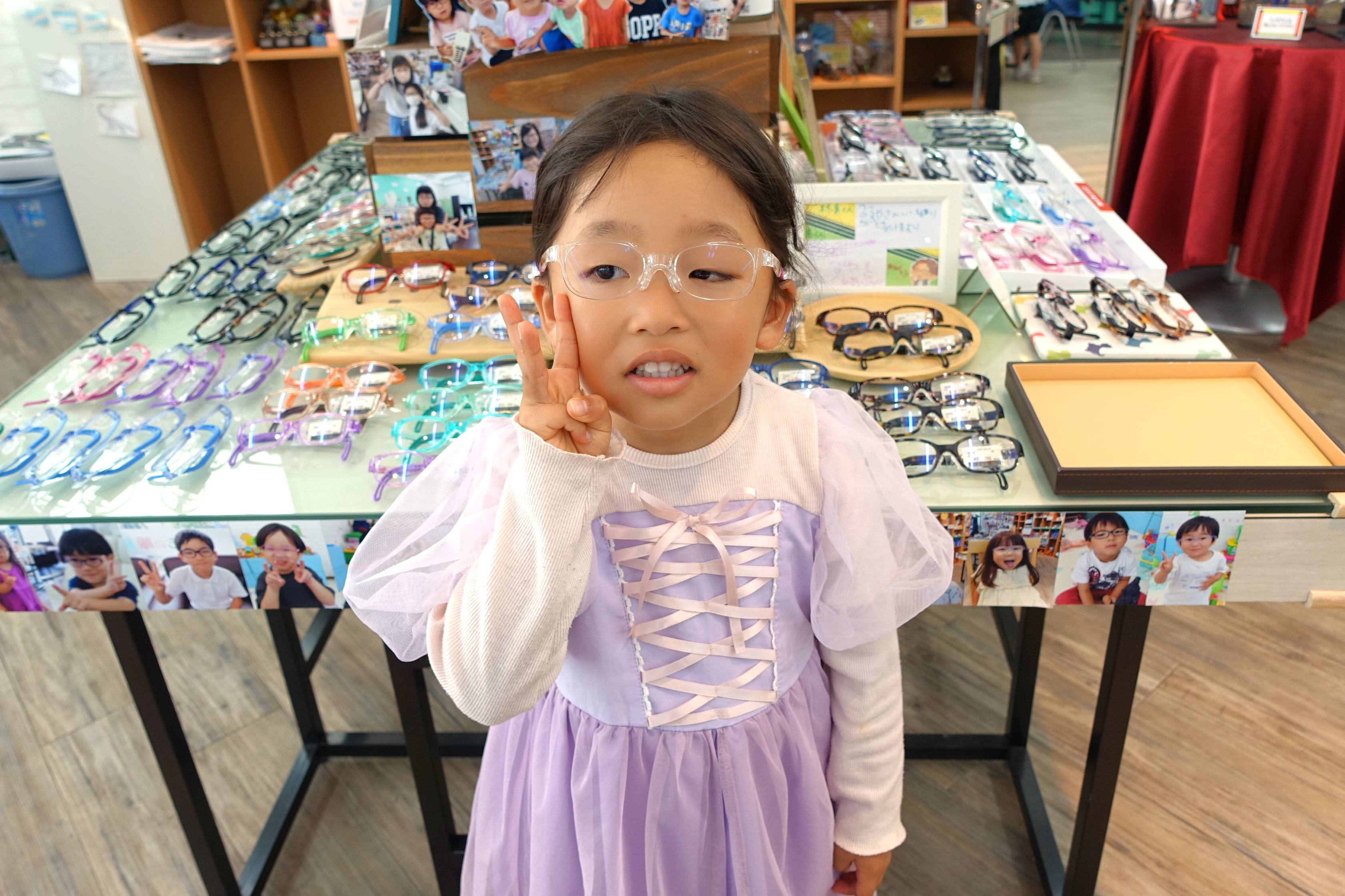 弱視治療用眼鏡,子供眼鏡,専門店,東京,都内,江戸川区,こどもの眼鏡屋フェイスオン瑞江店,トマトグラッシーズ,軽くて丈夫な眼鏡,かけ心地の良い眼鏡,丈夫な眼鏡
