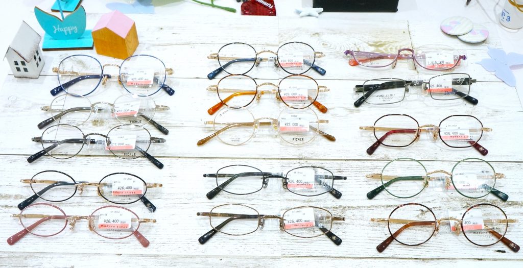 東京　眼鏡　メガネ　アイアンドアイ　船堀　江戸川区　小さい　楕円