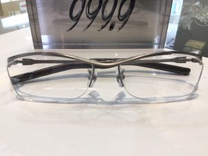 人気のフォーナインズ