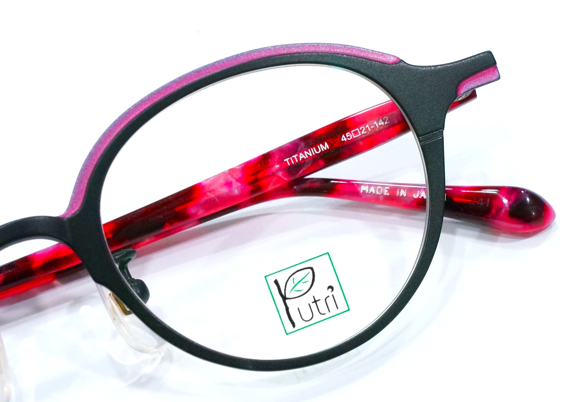 東京　メガネ　眼鏡　アイアンドアイ　船堀　江戸川区　プトゥリ　植物　カラフル　ポップ