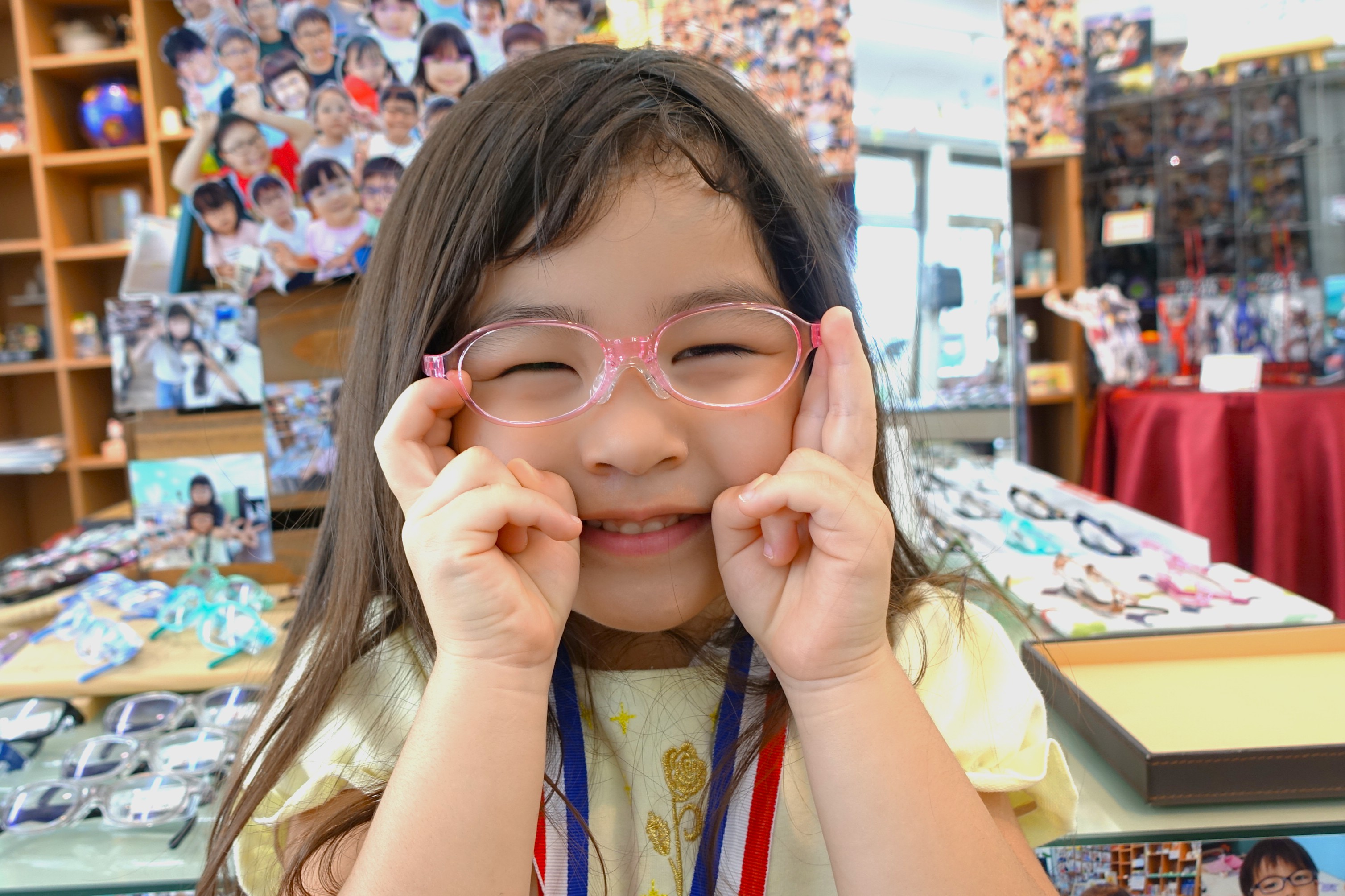 弱視治療用眼鏡,子供メガネ,子供眼鏡,専門店,東京,都内,江戸川区,瑞江,こどもの眼鏡屋フェイスオン瑞江店,トマトグラッシーズ,軽くて丈夫な眼鏡,かけ心地のいい眼鏡,丈夫な眼鏡