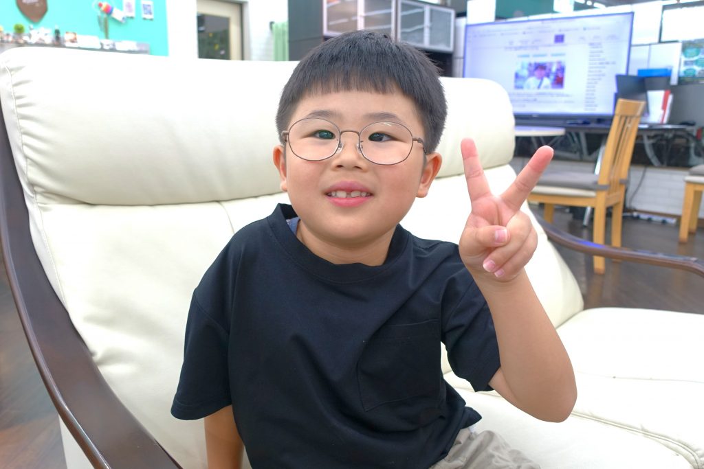 弱視治療用眼鏡,子供眼鏡,子供メガネ,専門店,眼鏡屋,眼鏡店,東京,都内,江戸川区,瑞江,こどもの眼鏡屋フェイスオン瑞江店,J.kids,Jキッズ,丈夫な眼鏡,おしゃれで丈夫な眼鏡,