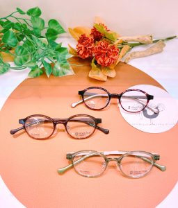 アーバントレイルスクール,子供眼鏡