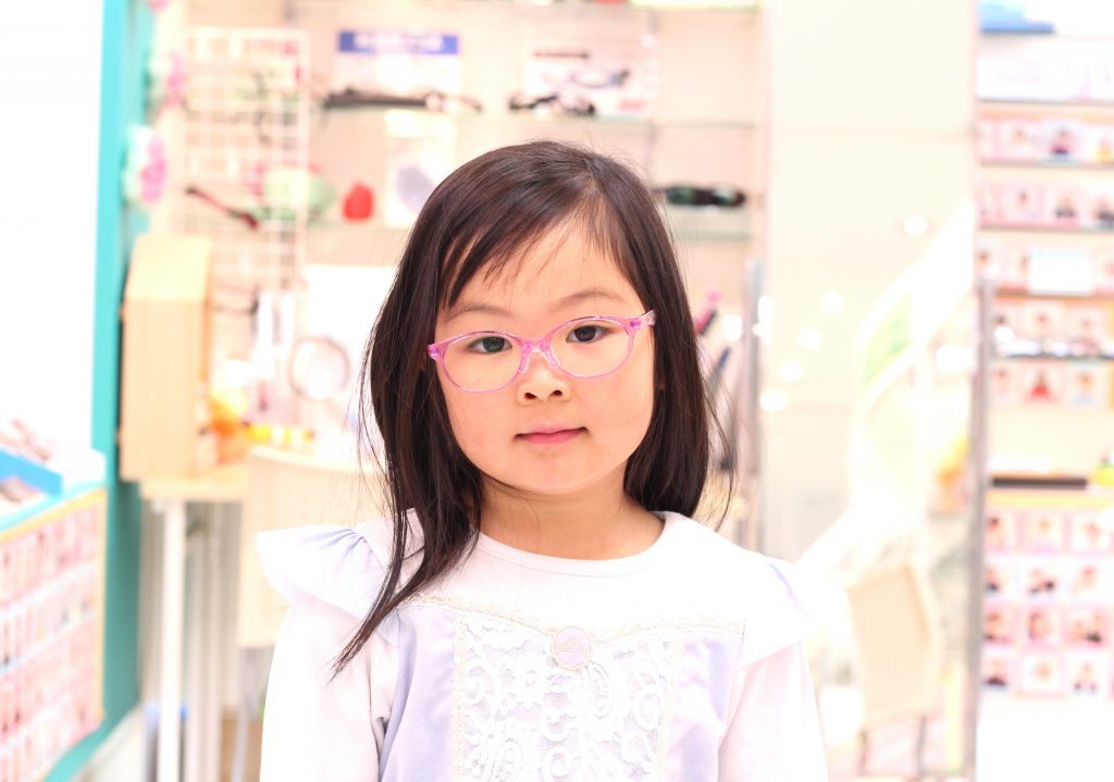 トマトグラッシーズ,治療用眼鏡