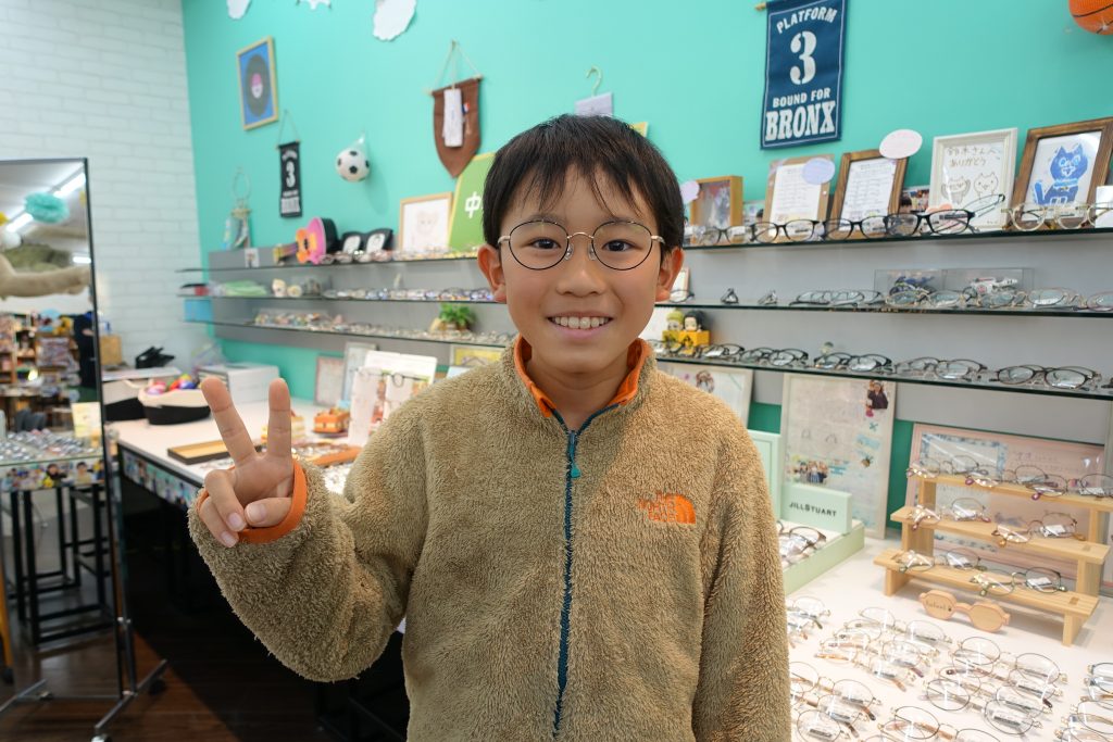 子供メガネ,子供眼鏡,専門店,眼鏡屋,眼鏡店,東京,都内,江戸川区,瑞江,こどもの眼鏡屋フェイスオン瑞江店,reiz,ライツ,丈夫なフレーム