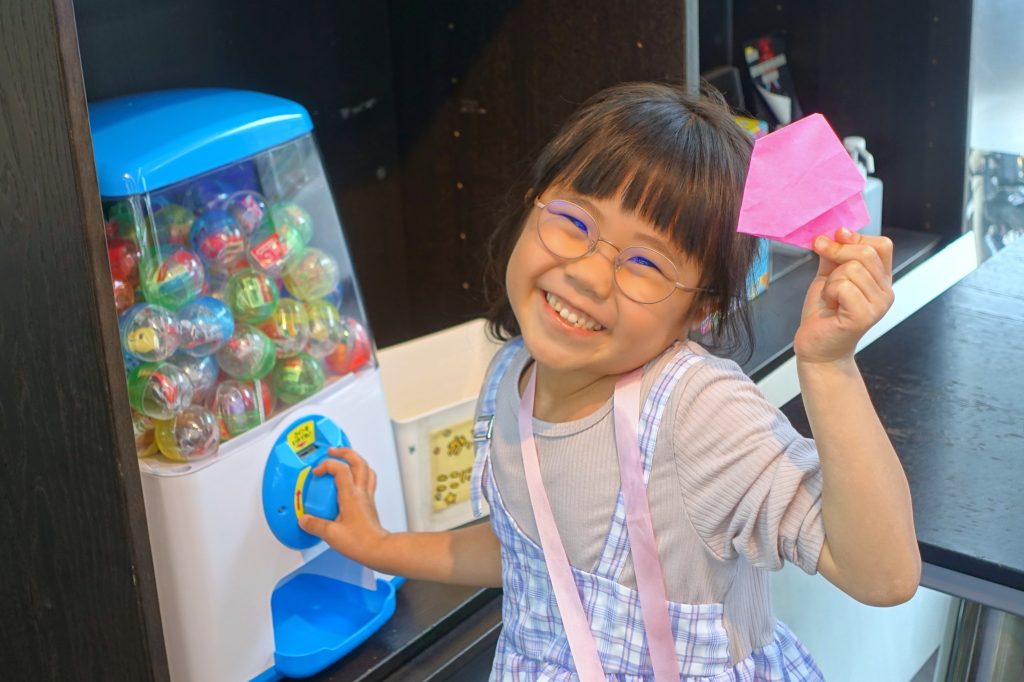弱視治療用眼鏡,子供メガネ,子供眼鏡,専門店,東京,都内,江戸川区,瑞江,こどもの眼鏡屋フェイスオン瑞江店,J.kids,Jキッズ,丈夫な眼鏡,日本製眼鏡,鯖江製,鯖江,おしゃれな眼鏡