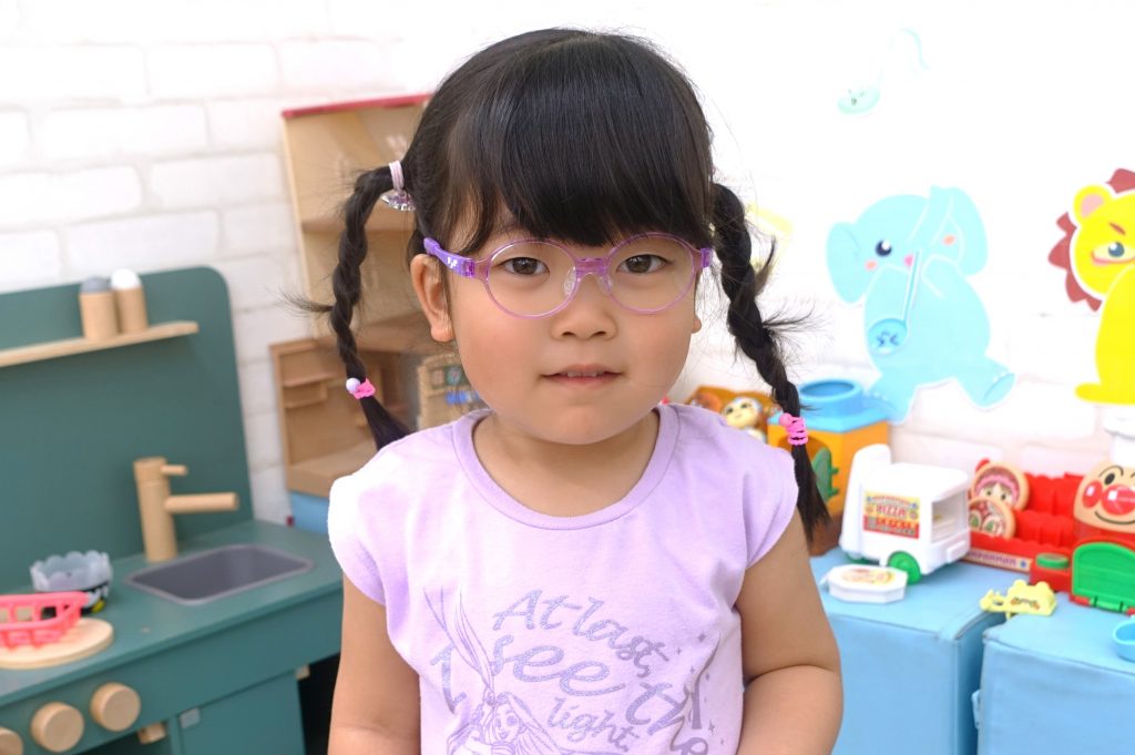弱視治療用眼鏡,子供眼鏡,子供メガネ,専門店,東京,都内,江戸川区,瑞江,こどもの眼鏡屋フェイスオン瑞江店,トマトグラッシーズ,軽くて丈夫な眼鏡,かけ心地のいい眼鏡,丈夫な眼鏡,壊れにくい眼鏡