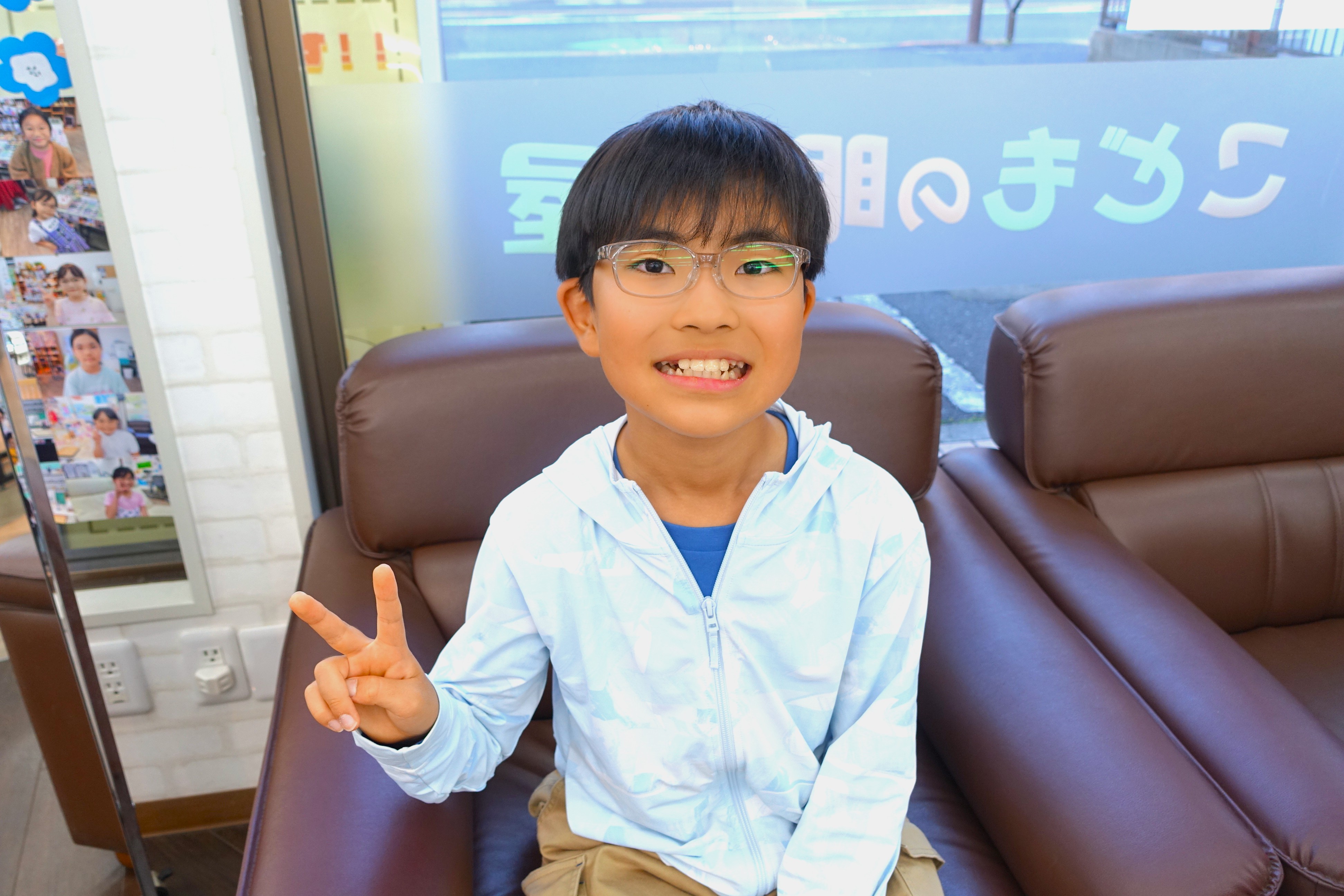 子供眼鏡,子供メガネ,専門店,東京,都内,江戸川区,瑞江,こどもの眼鏡屋フェイスオン瑞江店,トマトグラッシーズ,軽くて丈夫な眼鏡,かけ心地のいい眼鏡,丈夫な眼鏡,壊れにくい眼鏡
