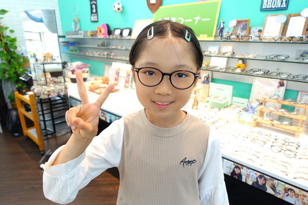 子供メガネ,子供眼鏡,専門店,東京,都内,江戸川区,瑞江,こどもの眼鏡屋フェイスオン瑞江店,アニエスｂ,おしゃれな眼鏡,可愛い眼鏡