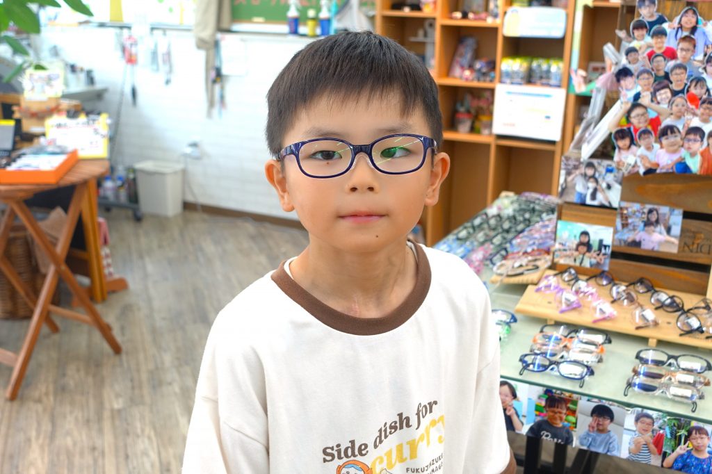 子供眼鏡,子供メガネ,専門店,東京,都内,江戸川区,瑞江,こどもの眼鏡屋フェイスオン瑞江店,トマトグラッシーズ,軽くて丈夫な眼鏡,かけ心地のいい眼鏡,壊れにくい眼鏡