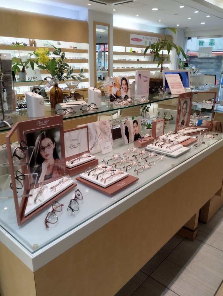 東京都,都内,江戸川区,瑞江,眼鏡専門店,国産メガネ,女性用メガネ,ラインアート