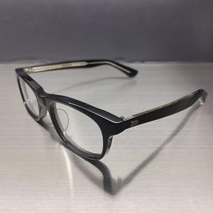 東京都,江戸川区,瑞江,メガネ専門店,黒セルフレーム,EYEVAN,全体